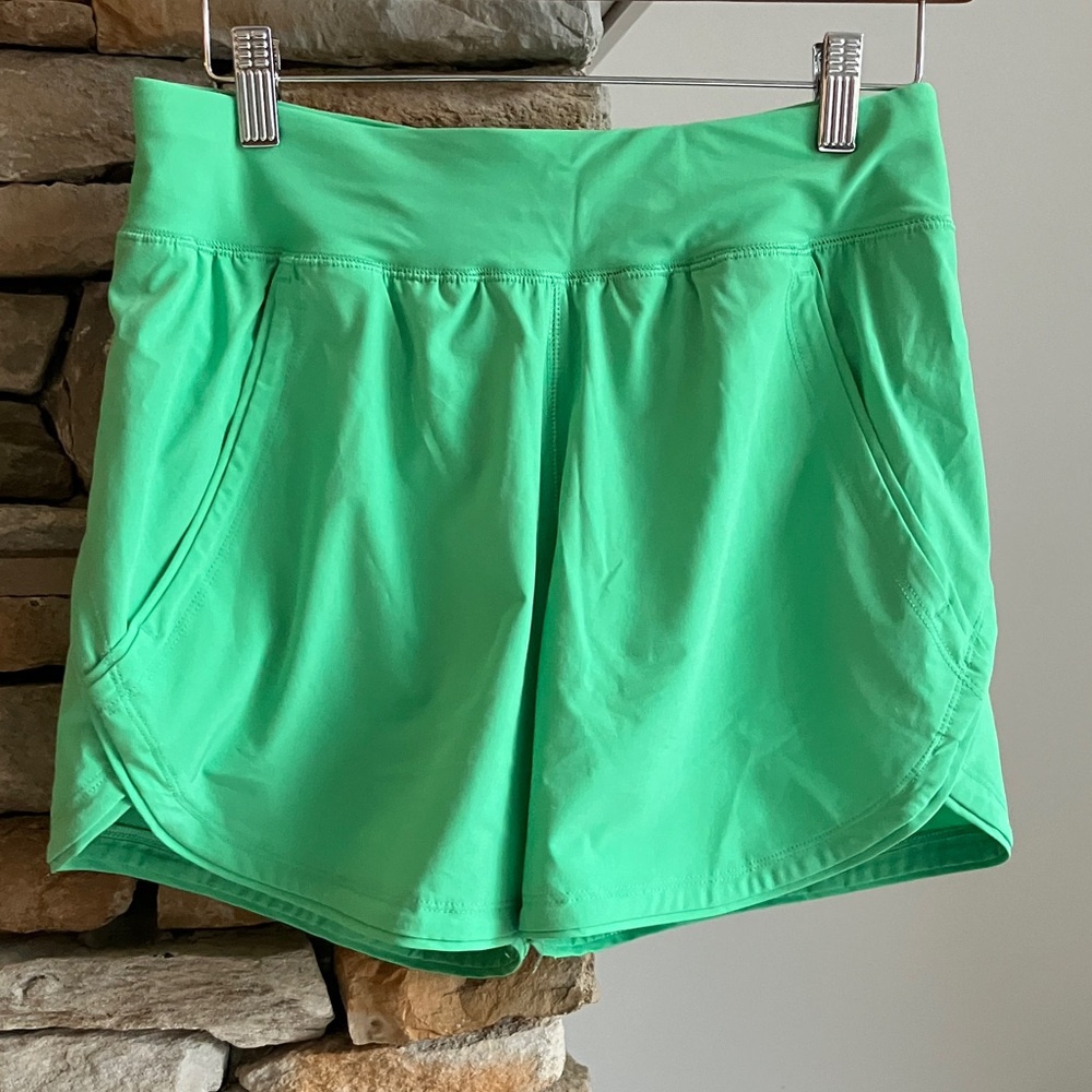 Lands' End Women's Athletic Shorts in Fresh Green